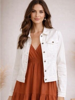 Love Tree Plus Size White Denim Jean Jacket - Button Front BNWT